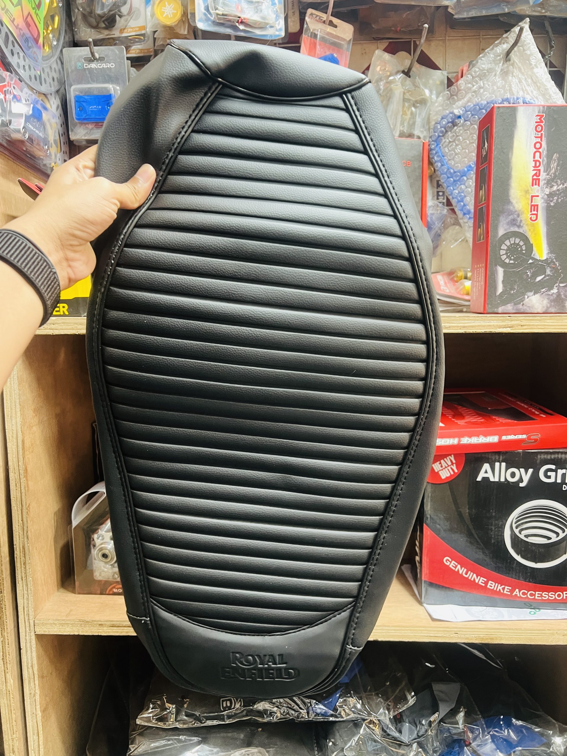 SEAT COVER FOR ROYAL ENFIELD HUNTER 350